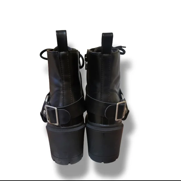 🌿No Boundaries Size 7 Wide Black Faux Leather Moto Boots Chunky Block Heels - Picture 8 of 15